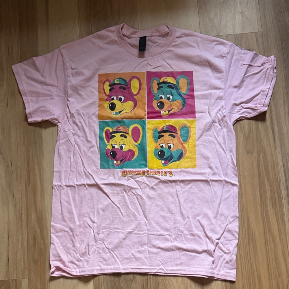Chuck E. Cheese Pop Art - Pink size large